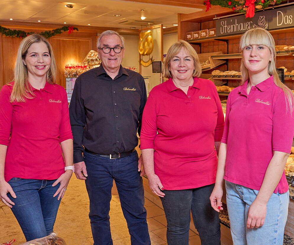 Die Geschäftsleitung bestehend aus Jenny Widmer-Huber, Jürg von Allmen, Ruth Huber und Alexandra Huber-Bohnenblust führen das Familienunternehmen mit viel Liebe weiter.